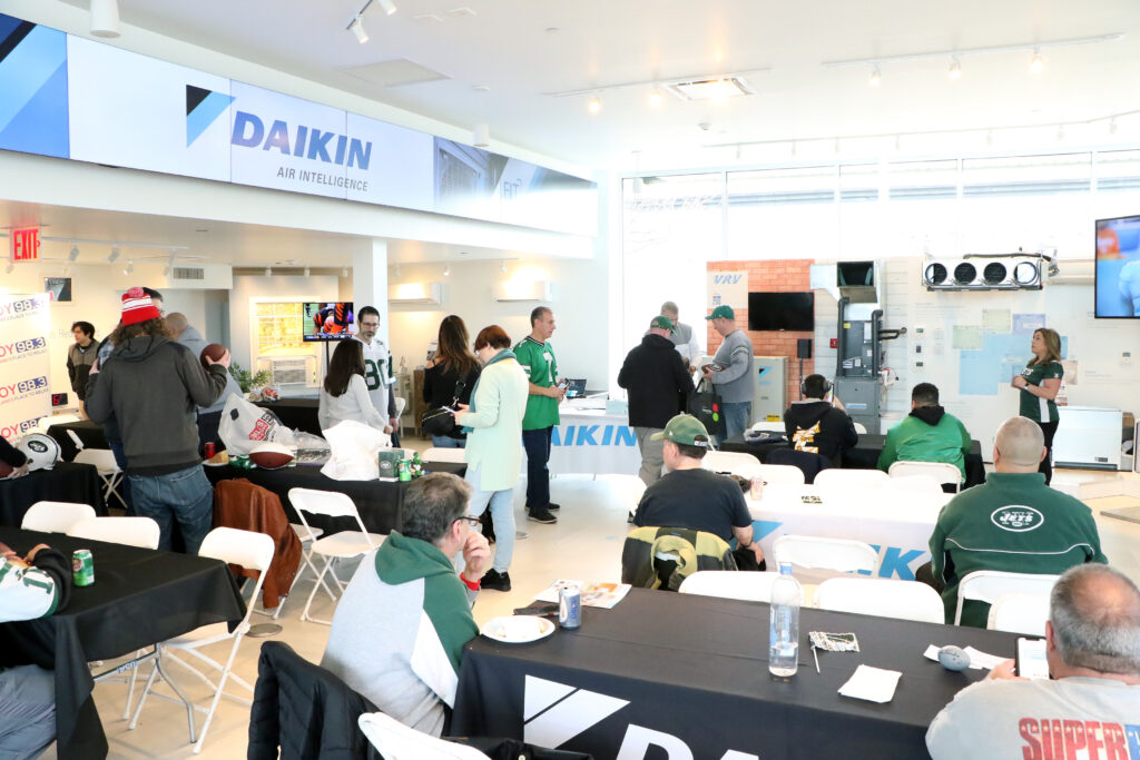 Daikin’s Game Day with Joe Klecko Daikin Comfort Experience Center